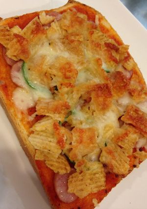 ポテチ乗せピザトースト♫-レシピのメイン写真