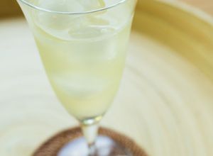 焼きヨーグルトのホエーではちみつれもん。-レシピのメイン写真
