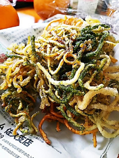 残った中華麺で☆揚げせんべい、スナック☆-レシピのメイン写真