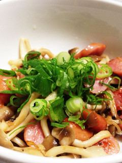 簡単副菜 しめじとウインナーの炒め物-レシピのメイン写真