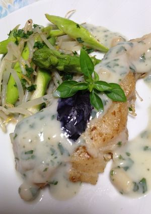 お魚のムニエル&簡単バジルソース♪-レシピのメイン写真