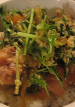 三つ葉じゃなくて水菜でしゃきしゃき親子丼-レシピのメイン写真
