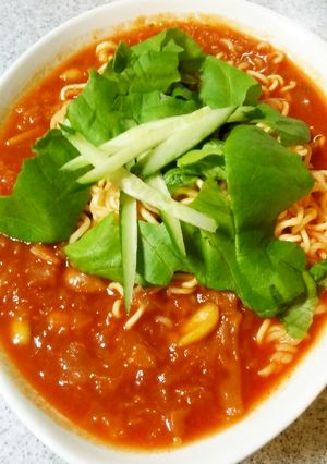 塩ラーメンでチリトマト-レシピのメイン写真