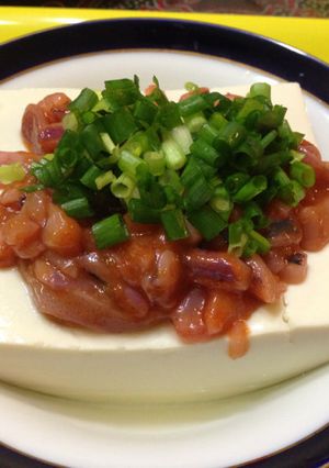 イカの塩辛＆柚子胡椒＆小葱☆冷奴豆腐-レシピのメイン写真