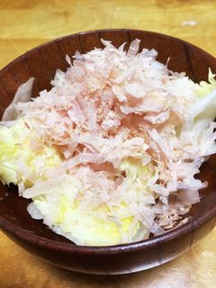 シンプル!レタスの鰹節サラダ-レシピのメイン写真