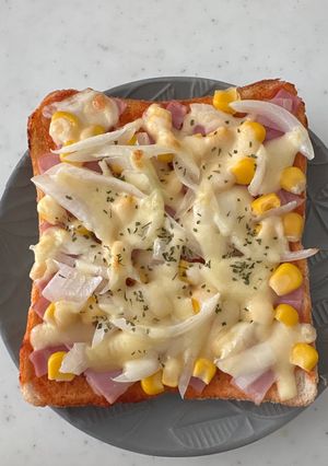 ピザトースト-レシピのメイン写真