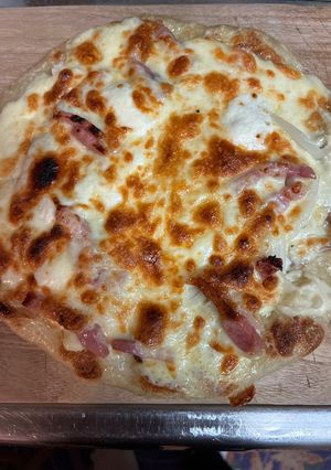 白いピザ　タルトフランベ-レシピのメイン写真