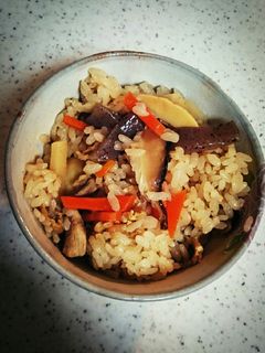 しっとり。味がしみこむ炊き込みご飯-レシピのメイン写真