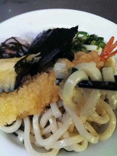 半熟卵とえびの天ぷらのぶっかけうどん-レシピのメイン写真