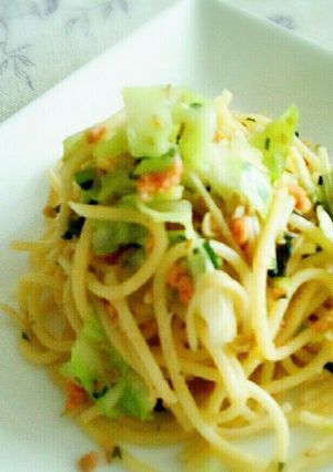 ランチに♪鮭フレークでお手軽パスタ-レシピのメイン写真