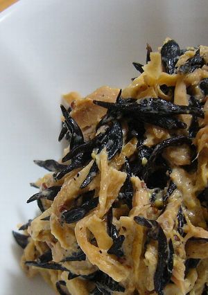 ちっちゃいおかず♪ひじきと切干し大根炒め-レシピのメイン写真