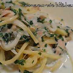 รูปของ ツナとパセリのクリームパスタ