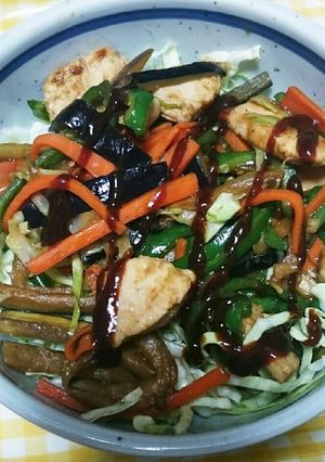 なすとピーマンとにんじんの味噌和え丼-レシピのメイン写真