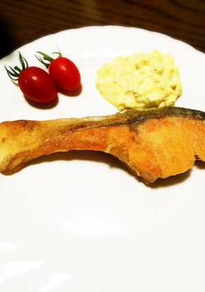 簡単シンプルサーモンムニエル♪-レシピのメイン写真