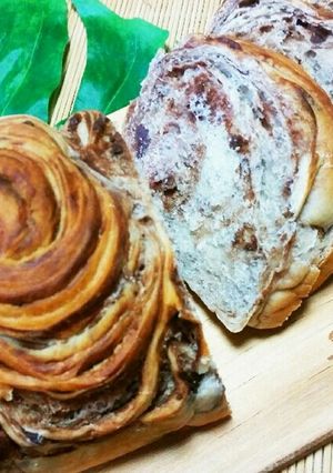 HB生地で❇折り込みチョコパン❇-レシピのメイン写真