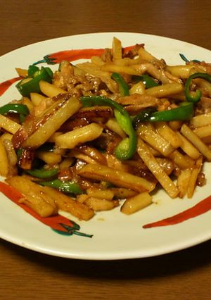 土豆肉絲（じゃがいもと豚肉の中華炒め）-レシピのメイン写真