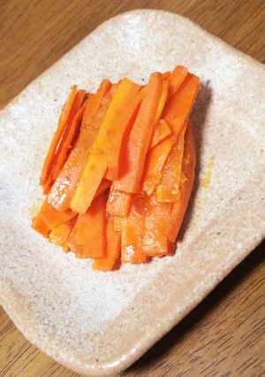 【お弁当】人参のマヨケチャ炒め-レシピのメイン写真