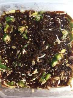 おかずでもそのままでも!もずく素麺風♪-レシピのメイン写真