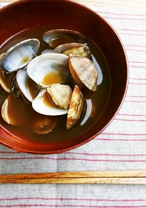 あさりのお味噌汁は、昆布だしでキマリ!!-レシピのメイン写真