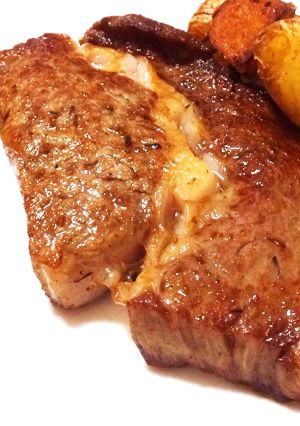 簡単おいしくガーリックステーキを焼く方法-レシピのメイン写真