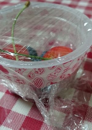 お弁当。デザートのフルーツを持ってく方法-レシピのメイン写真