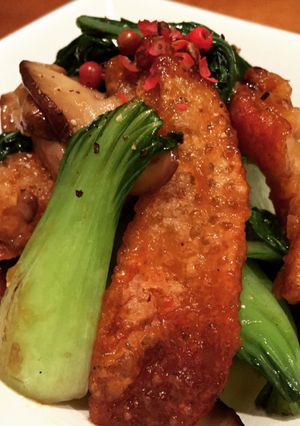 サクサク鶏皮と青梗菜の炒め物-レシピのメイン写真