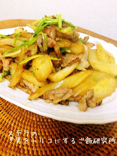 大量消費!セロリと豚のシャキシャキ炒め-レシピのメイン写真
