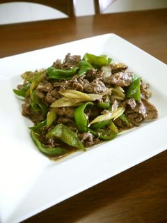牛肉のピーマンと長葱のニンニク醤油炒め♪-レシピのメイン写真