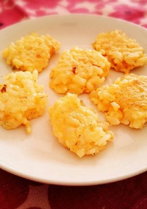 離乳食後期〜＊卵としらすご飯のおやき-レシピのメイン写真