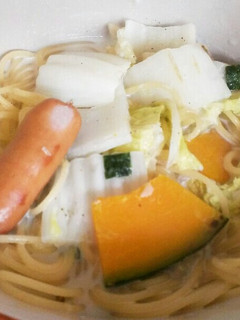 松茸のお吸い物でミルクスープパスタ-レシピのメイン写真