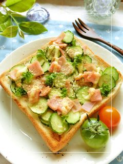 昆布茶風味⋆胡瓜×ハムのサラダトースト -レシピのメイン写真