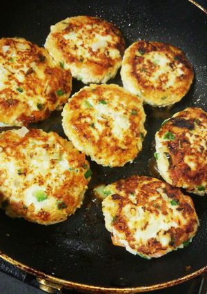 幼児食にも＊お麩入り豆腐ハンバーグ-レシピのメイン写真