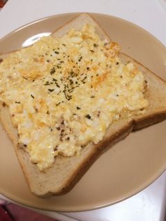 たまごちーずトースト-レシピのメイン写真