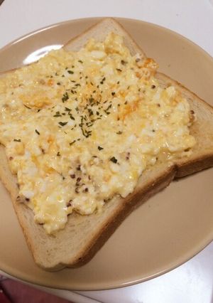 たまごちーずトースト-レシピのメイン写真