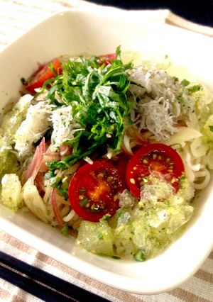 薬味どっさり！しらすの冷えひえ塩らーめん-レシピのメイン写真