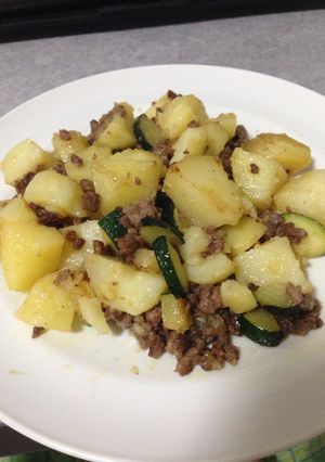 じゃがいもとズッキーニの中華炒め-レシピのメイン写真