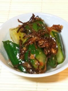 食べるラー油できゅうりと塩昆布の箸休め-レシピのメイン写真