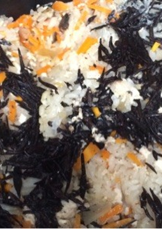 ひじきの炊き込み御飯-レシピのメイン写真