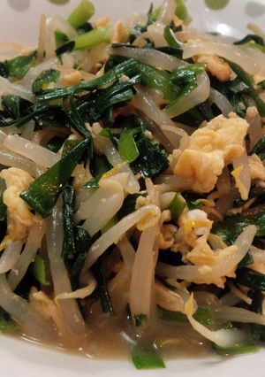 ポン酢中華味♪ニラとモヤシの甘炒り卵和え-レシピのメイン写真