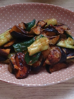 ご飯が進む!なすとキュウリのキムチ炒め-レシピのメイン写真