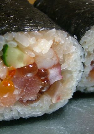 誰でも簡単！海鮮太巻き-レシピのメイン写真