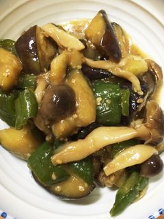 ☆茄子とピーマンの味噌炒め☆ゴマ入り☆-レシピのメイン写真