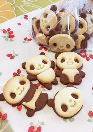 子供喜ぶ♪さくさくパンダの型抜きクッキー-レシピのメイン写真