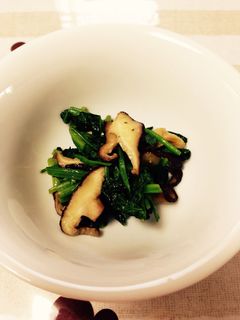 ほうれん草としいたけのマジックソルト炒め-レシピのメイン写真