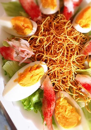 皿うどんの麺でパリパリサラダ☆-レシピのメイン写真