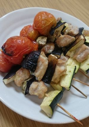ズッキーニとナスとトマトと鶏肉の簡単串焼-レシピのメイン写真