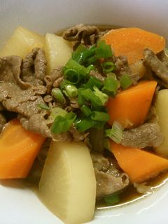 簡単 和食! 牛肉と 大根 人参の煮物-レシピのメイン写真