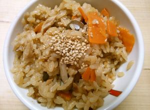簡単 ツナと しめじ 人参 炊き込みご飯-レシピのメイン写真