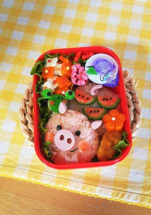 梅雨にスイカとぶたさん弁当-レシピのメイン写真