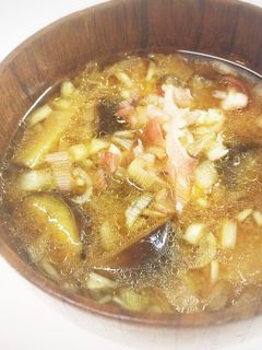 ごま油が薫る♪ナスとミョウガのみそ汁-レシピのメイン写真